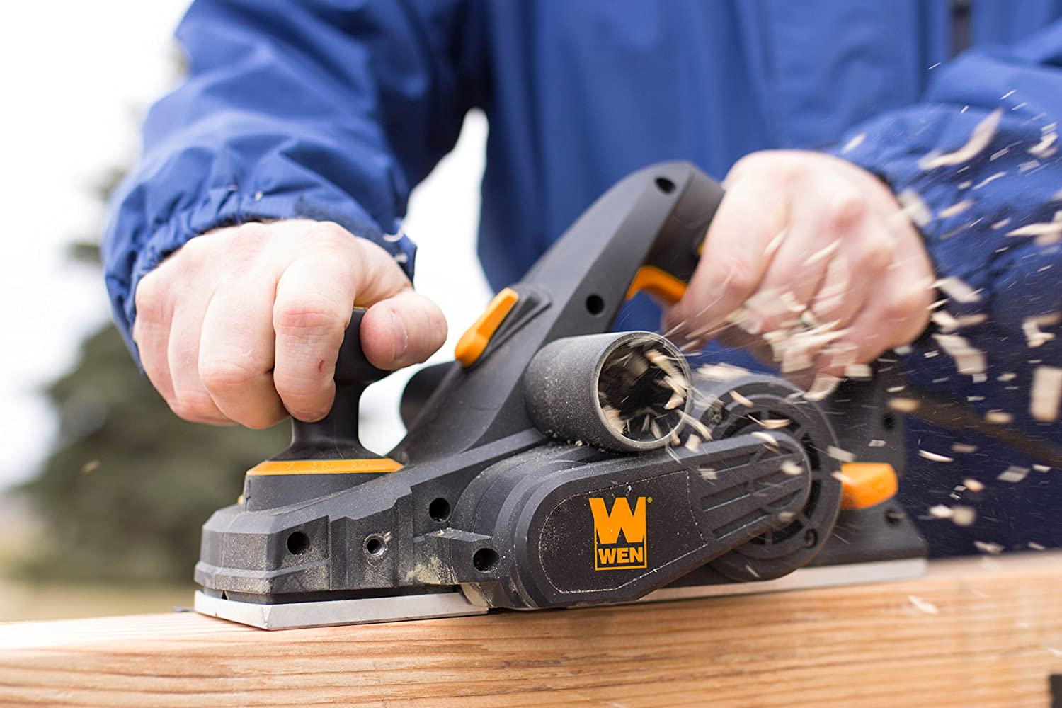 The Best Hand Held Wood Planer: A Comprehensive Product Review